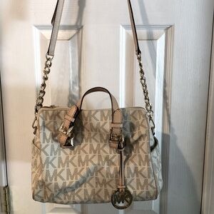 Michael Kors purse